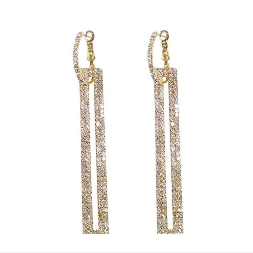 NWT  Gold Rhinestone Earring